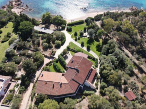Baia Dorata beach apartment Porto Istana